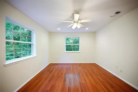 Bedroom - 482 Raintree Rd, Broken Bow, OK 74728 photo 8 of 10