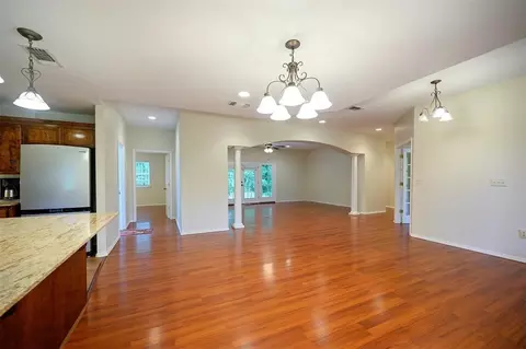 Living - 482 Raintree Rd, Broken Bow, OK 74728 photo 3 of 8