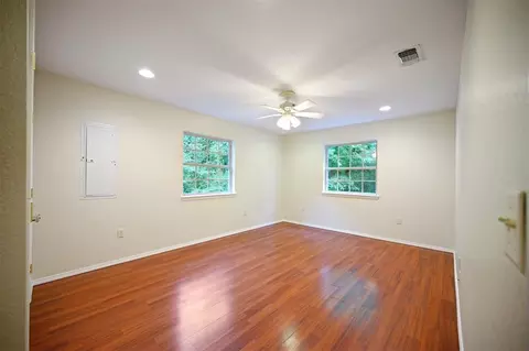 Bedroom - 482 Raintree Rd, Broken Bow, OK 74728 photo 7 of 10