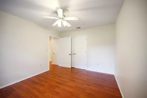 Bedroom - 482 Raintree Rd, Broken Bow, OK 74728 photo 6 of 10