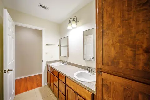 Bath - 482 Raintree Rd, Broken Bow, OK 74728 photo 6 of 6