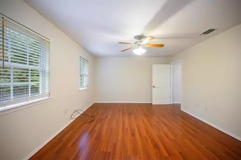 Bedroom - 482 Raintree Rd, Broken Bow, OK 74728 photo 3 of 10