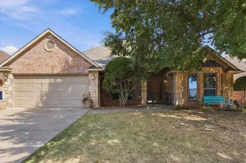 16600 Farmington Way, Edmond, OK 73012