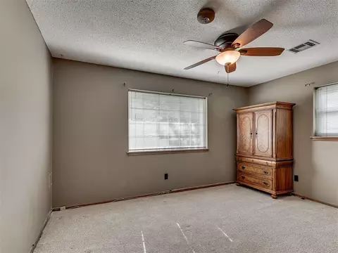 Bedroom - 3713 N Bryan Ave, Bethany, OK 73008 photo 6 of 8