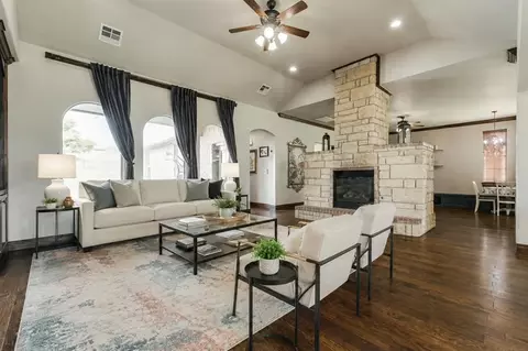 3525 Abby Ln, Newcastle, OK 73065