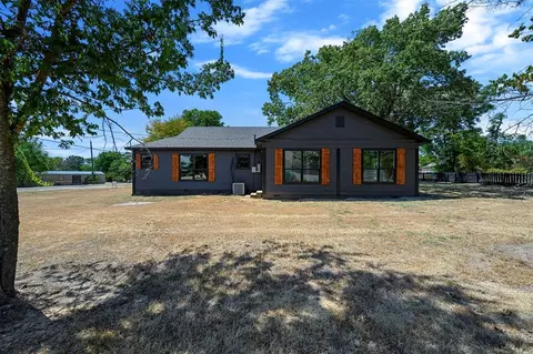 209 Boston, Fort Towson, OK 74735