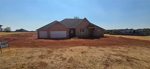 2437 Wolf Creek Bnd, Blanchard, OK 73010