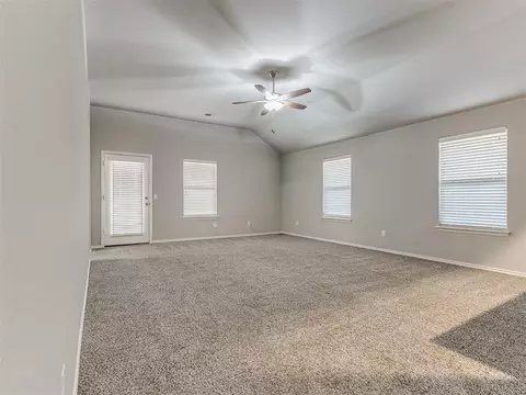 Living - 2309 Fallview Dr, Edmond, OK 73034 photo 1 of 2