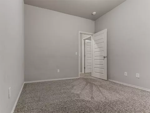 Bedroom - 2309 Fallview Dr, Edmond, OK 73034 photo 5 of 5