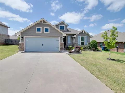 6132 Oxnard, Edmond, OK 73034