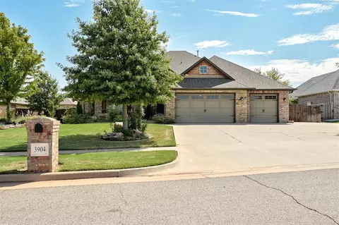 3904 Bridge Wood Ln, Oklahoma City, OK 73179