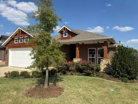 428 Compass Dr, Yukon, OK 73099