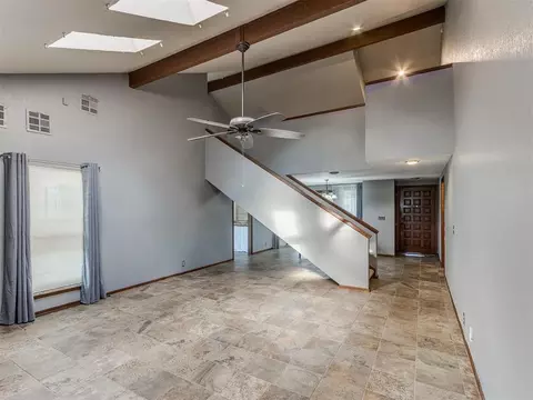 10204 Glendover Ave, Oklahoma City, OK 73162