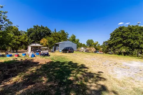Exterior - 12812 Decker Dr, Jones, OK 73049 photo 8 of 11