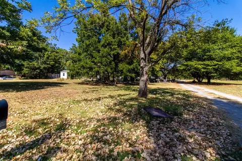 Exterior - 12812 Decker Dr, Jones, OK 73049 photo 9 of 11