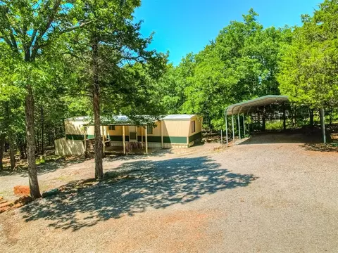 332 Royal Ln, Canadian, OK 74425