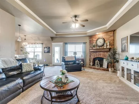 Living - 4260 Sundance Ln, Newalla, OK 74857 photo 2 of 3