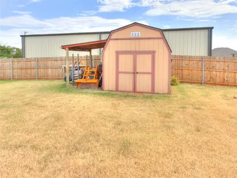 Exterior - 4260 Sundance Ln, Newalla, OK 74857 photo 6 of 8