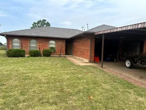913 Newport Ave, Oklahoma City, OK 73160