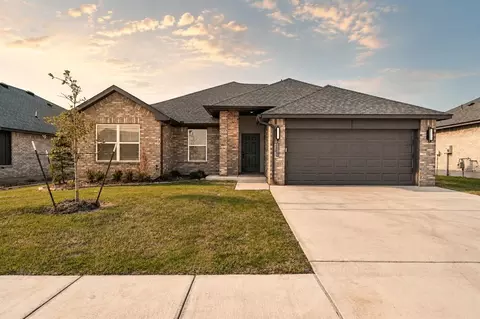 12008 NW 120th St, Yukon, OK 73099