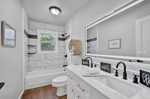 Bath - 329131 E Lincoln St, Harrah, OK 73045 photo 1 of 5