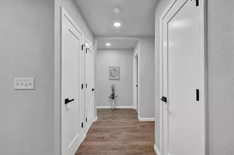 Entry Way - 329131 E Lincoln St, Harrah, OK 73045 photo 3 of 3