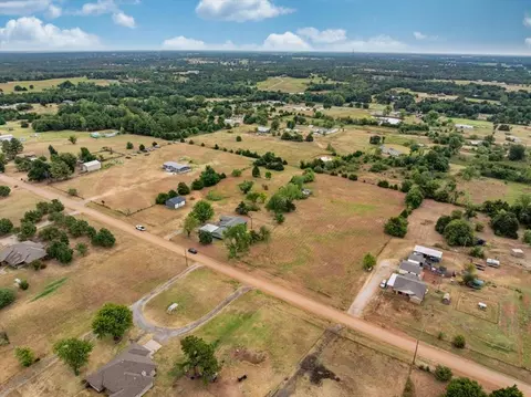 View/Area - 329131 E Lincoln St, Harrah, OK 73045 photo 9 of 10