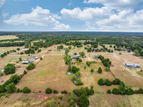 View/Area - 329131 E Lincoln St, Harrah, OK 73045 photo 2 of 10