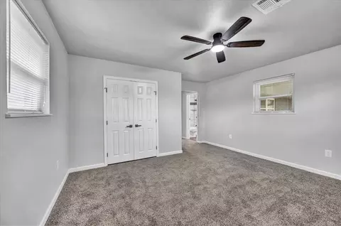 Bedroom - 329131 E Lincoln St, Harrah, OK 73045 photo 5 of 6