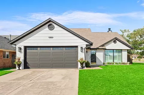 1812 Honeysuckle Ln, Oklahoma City, OK 73130