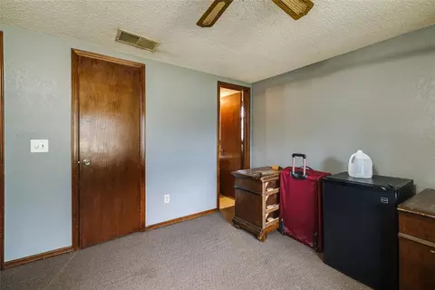 Bedroom - 628 Baer Dr, Moore, OK 73160 photo 2 of 6