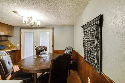 Dining - 628 Baer Dr, Moore, OK 73160 photo 2 of 2