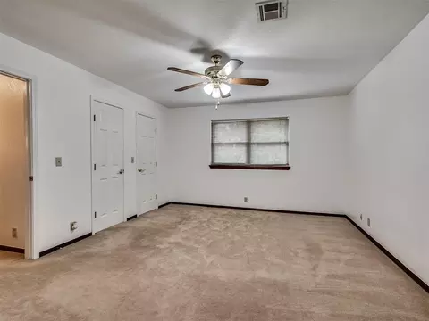 Bedroom - 3213 Adobe Dr, Edmond, OK 73013 photo 3 of 9