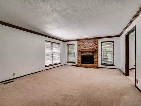 Living - 3213 Adobe Dr, Edmond, OK 73013 photo 4 of 5