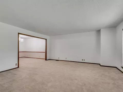 Living - 3213 Adobe Dr, Edmond, OK 73013 photo 2 of 5