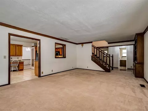 Living - 3213 Adobe Dr, Edmond, OK 73013 photo 5 of 5