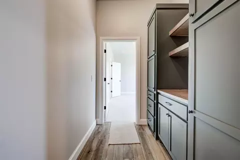 Entry Way - 2003 Leo Ct, Blanchard, OK 73010 photo 4 of 4