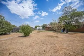 Exterior - 1909 Willard Dr, Altus, OK 73521 photo 9 of 9
