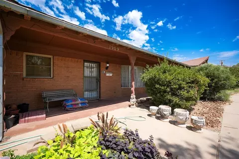 Exterior - 1909 Willard Dr, Altus, OK 73521 photo 3 of 9
