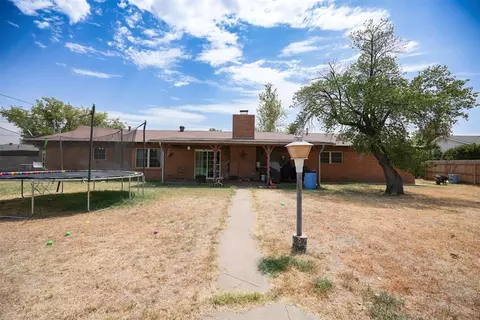 Exterior - 1909 Willard Dr, Altus, OK 73521 photo 7 of 9