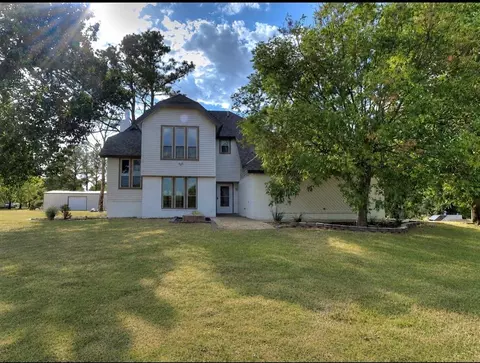 Exterior - 407 E Cedar St, Tuttle, OK 73089 photo 1 of 2