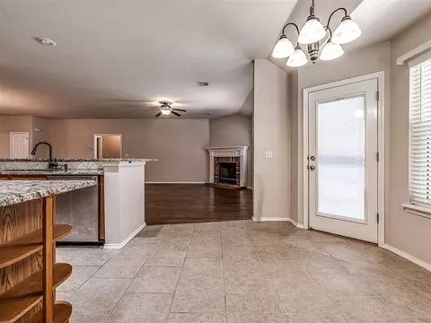 Entry Way - 21263 E 39th St, Broken Arrow, OK 74014 photo 3 of 3