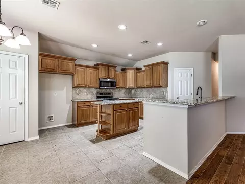 Kitchen - 21263 E 39th St, Broken Arrow, OK 74014 photo 1 of 5