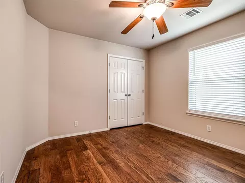 Bedroom - 21263 E 39th St, Broken Arrow, OK 74014 photo 6 of 6