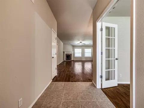 Entry Way - 21263 E 39th St, Broken Arrow, OK 74014 photo 1 of 3