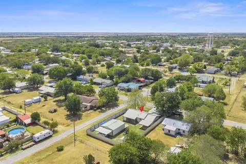 View/Area - 402 W A St, Ringling, OK 73456 photo 6 of 6