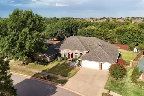19417 Yearling Way, Edmond, OK 73012