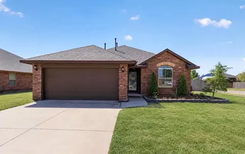 11116 SW 38th Cir, Mustang, OK 73064