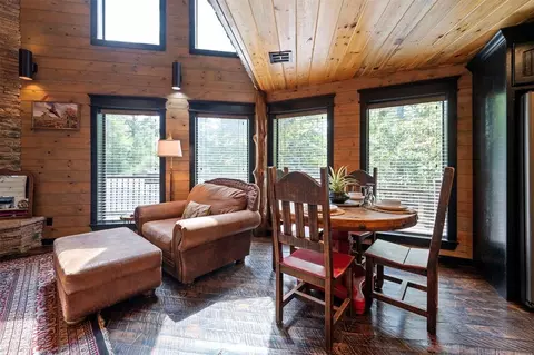 Dining - 401 S Eagle Mountain Trl, Broken Bow, OK 74728 photo 1 of 1