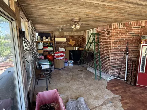 Exterior - 873 Oaklawn Dr, Tuttle, OK 73089 photo 10 of 13